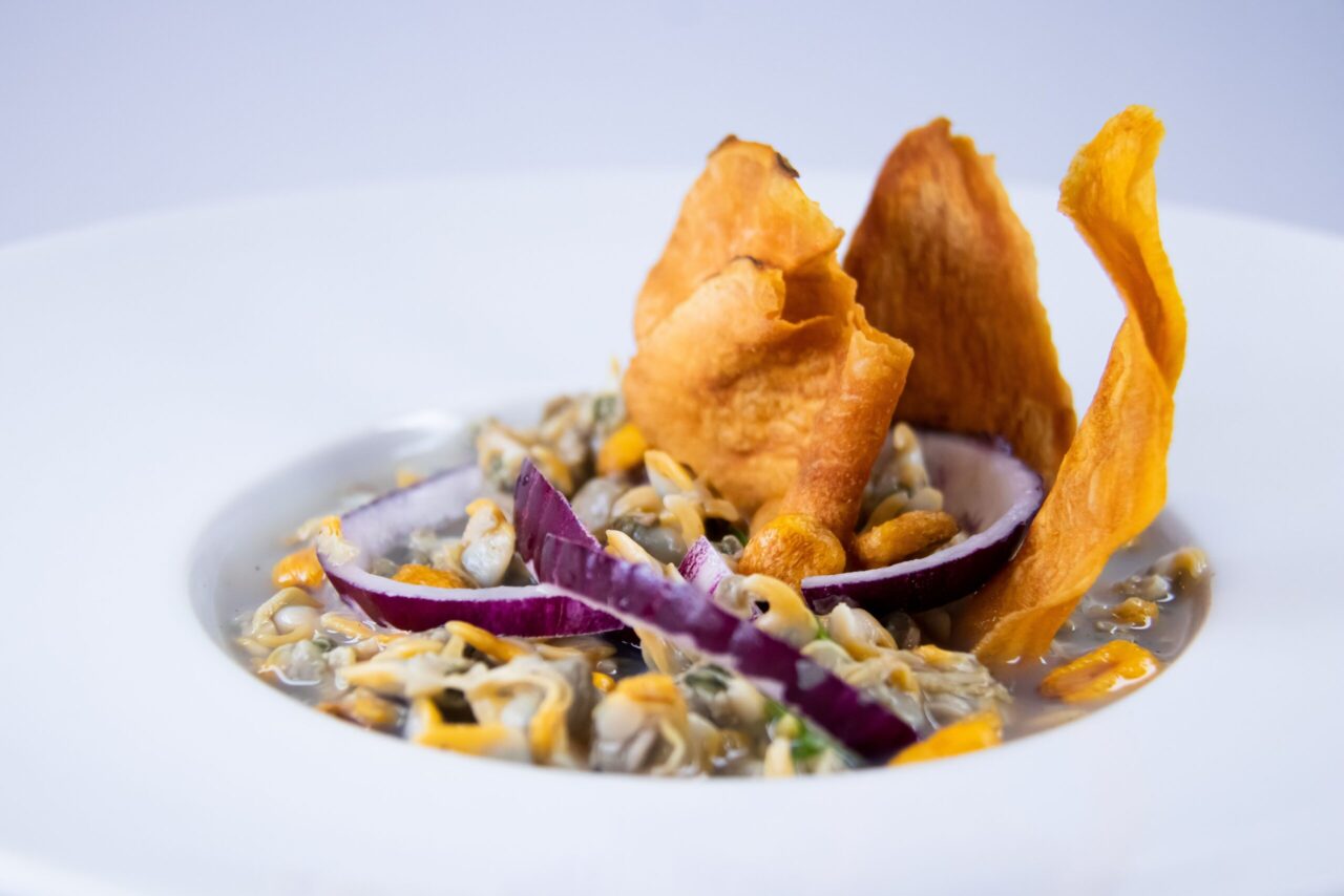 Berberechos al natural en un aperitivo gourmet